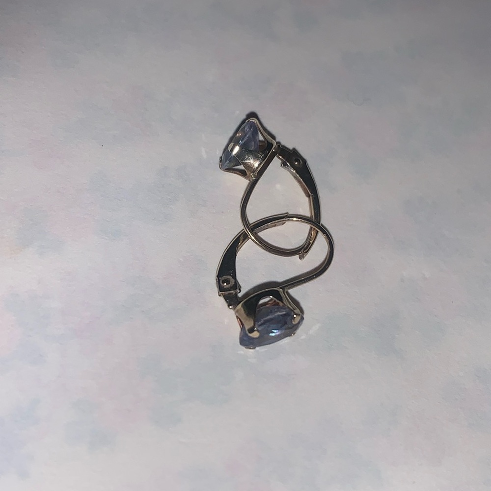 Gorgeous 10k earrings with lovely mysterious stone